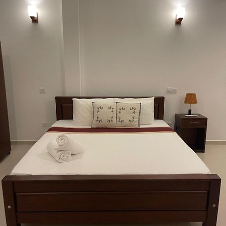 أونا واتونا Mihira Gedara Apartments المظهر الخارجي الصورة