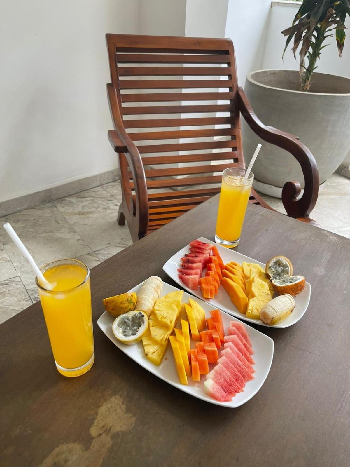 أونا واتونا Mihira Gedara Apartments المظهر الخارجي الصورة