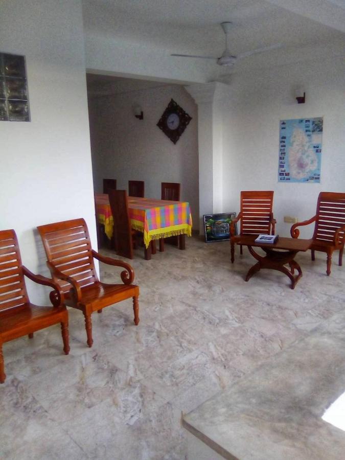 أونا واتونا Mihira Gedara Apartments المظهر الخارجي الصورة
