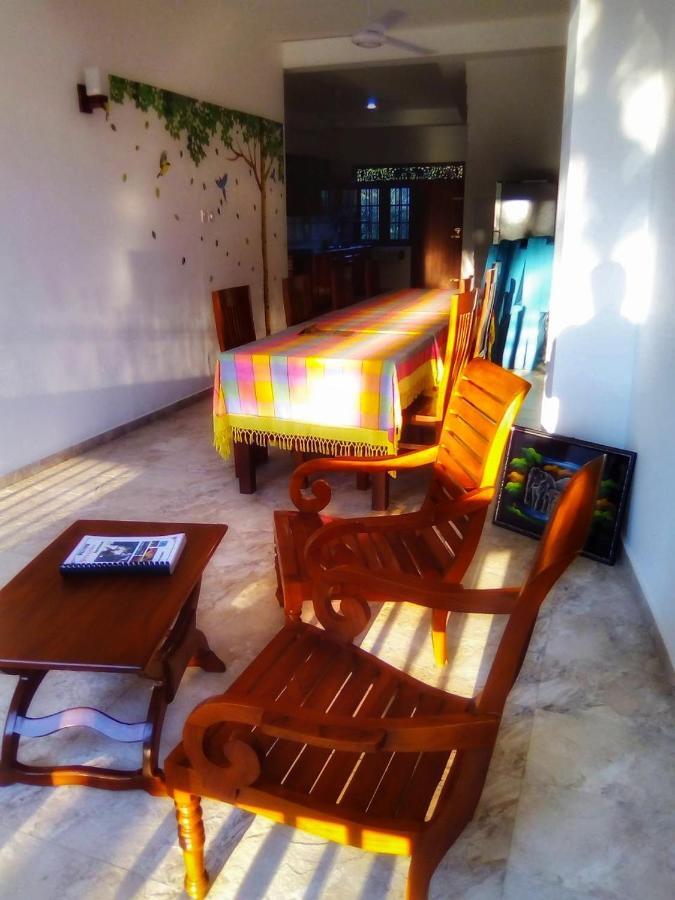 أونا واتونا Mihira Gedara Apartments المظهر الخارجي الصورة