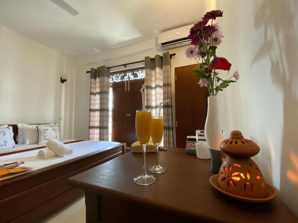 أونا واتونا Mihira Gedara Apartments المظهر الخارجي الصورة