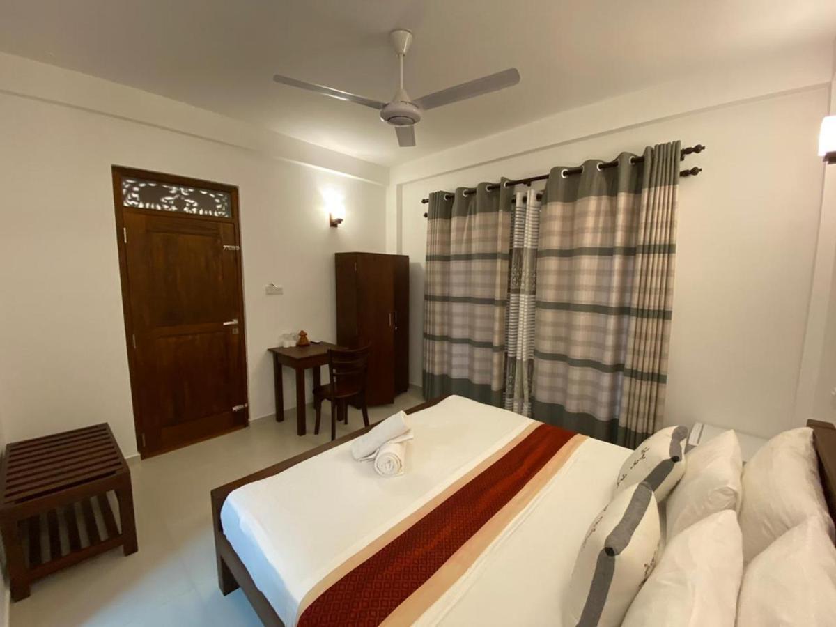أونا واتونا Mihira Gedara Apartments المظهر الخارجي الصورة